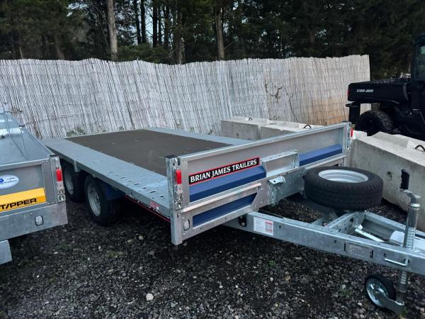 Brian James Trailers 12ft flat bed